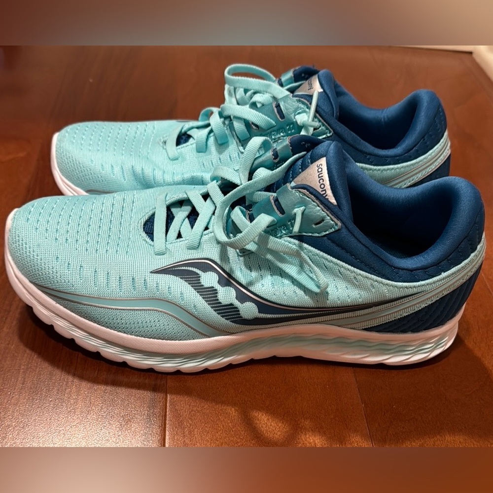 Saucony Kinvara 11 women’s 8.5W